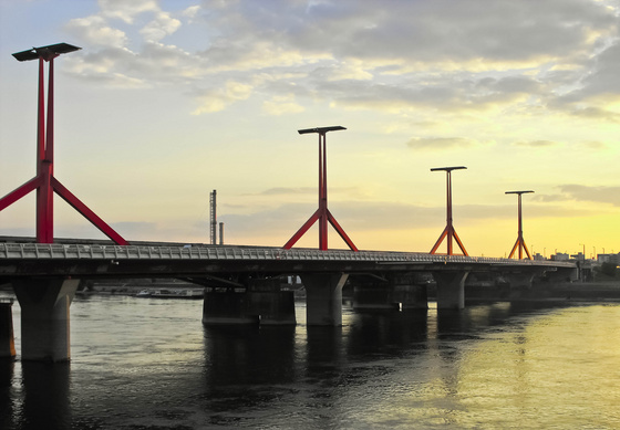 Bitty: Lágymányosi-híd Budapest