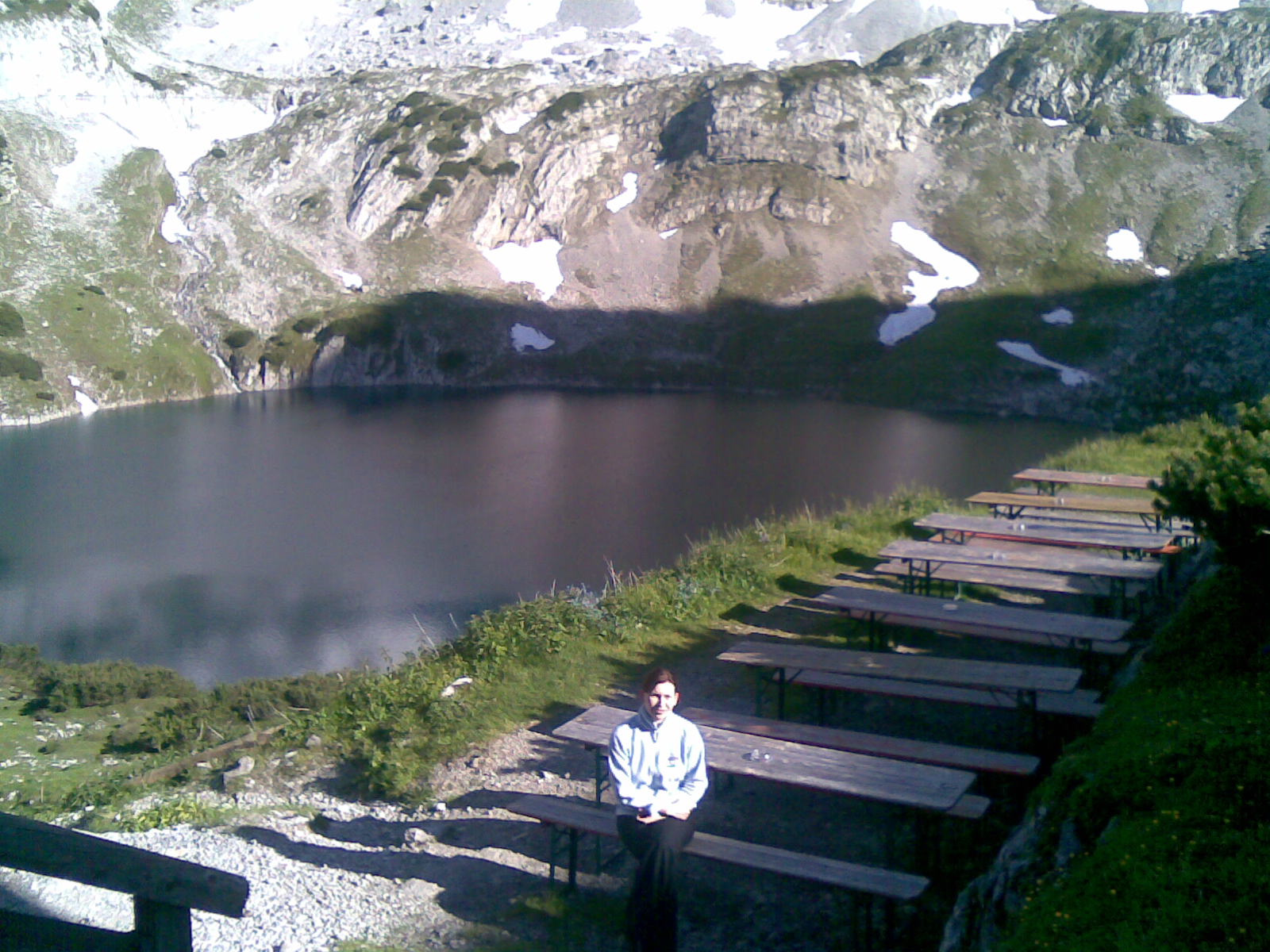 Háttérben a Drachensee