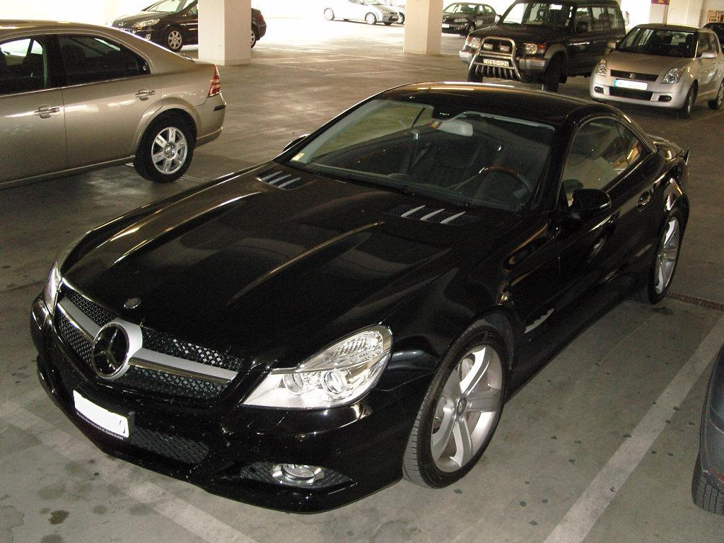 Mercedes-Benz SL valami