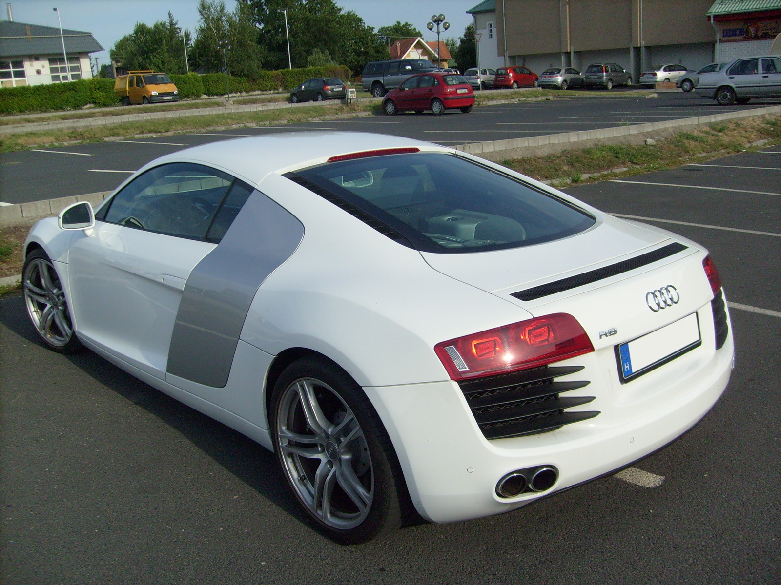 03 Audi R8