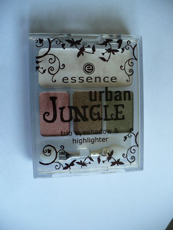 Szemhéjfény Essence 3 L jungle 01 uptown girl P1040336