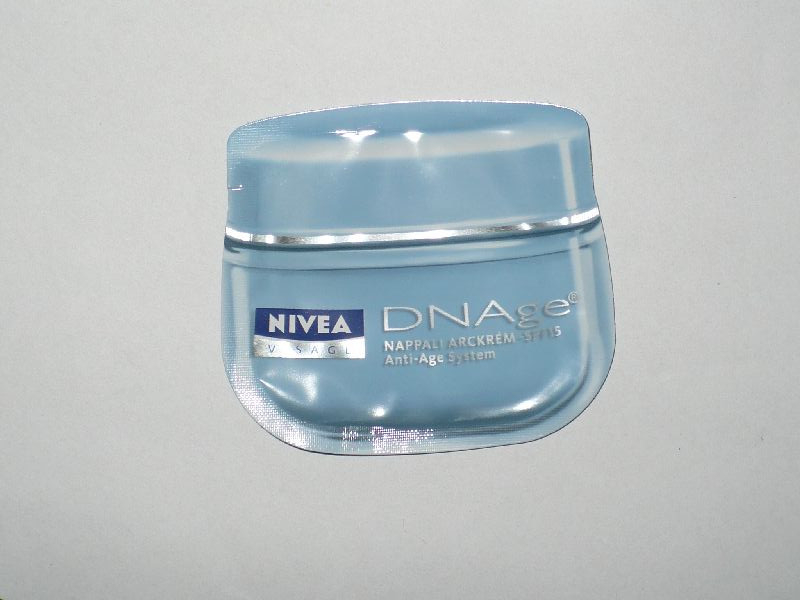 Arckrém minta Nivea DNAge nappali spf15 P1050209