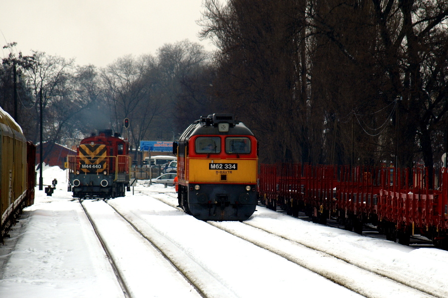 M44-440 M62-334 Kispest 2010.02.11.