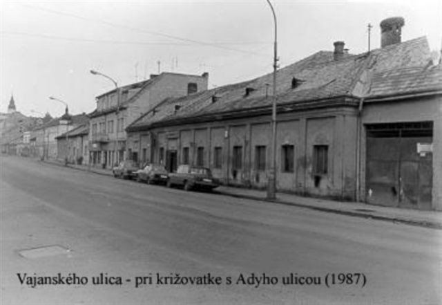 Vanajského ulica - pri kriovatke s Adyho ulicou 1987