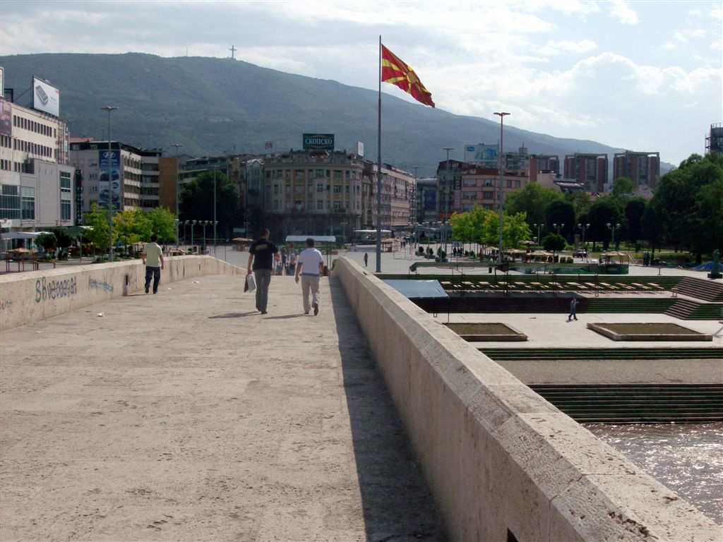 Skopjei főtér