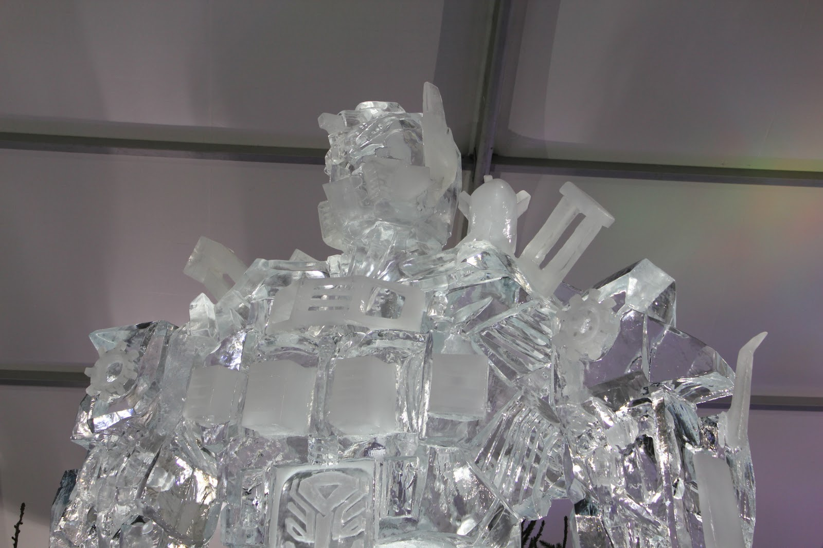 transformers ice sculpture 03