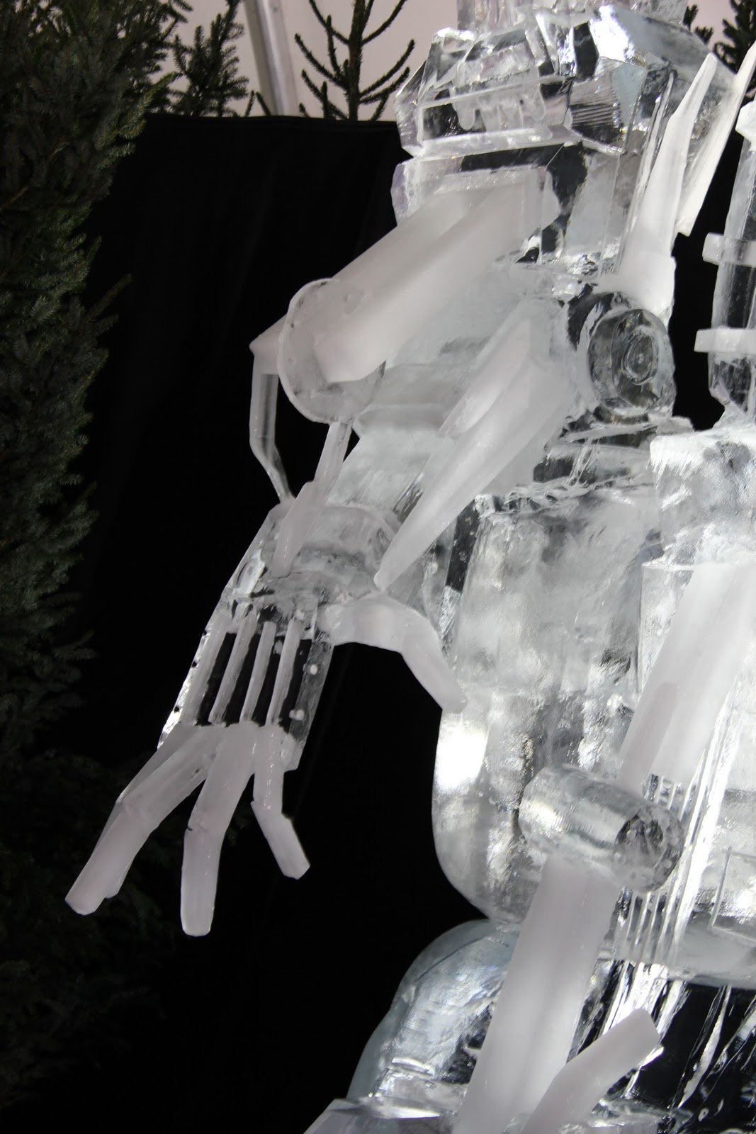 transformers ice sculpture 04