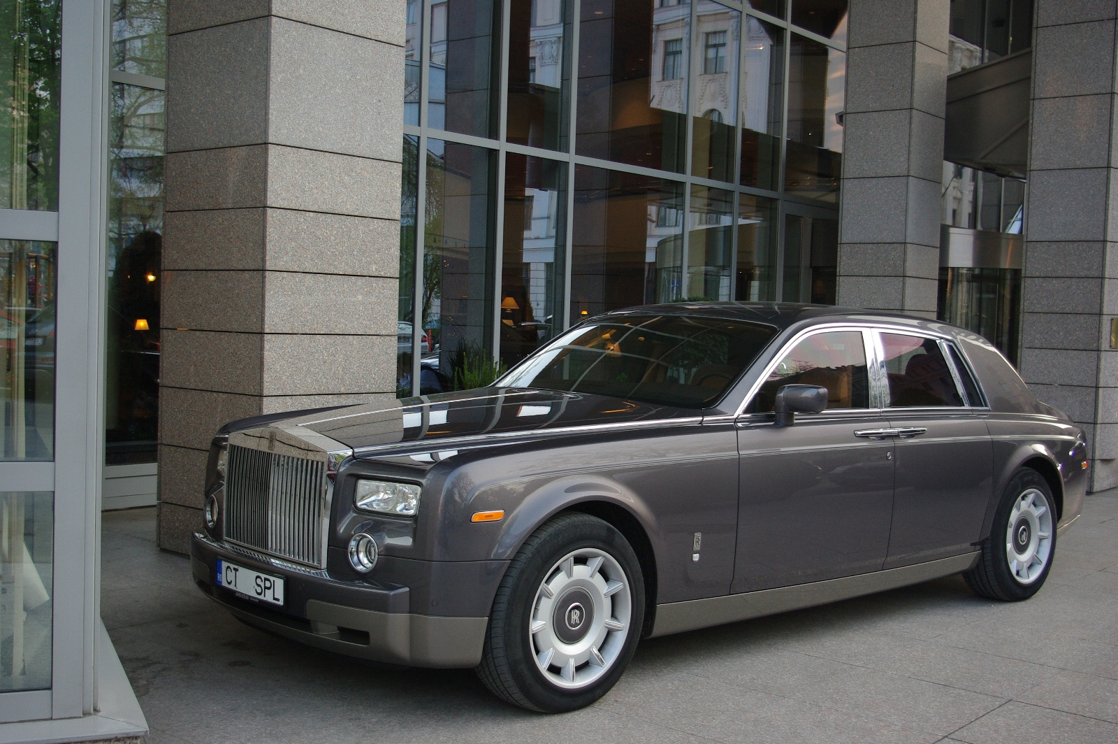 Rolls Royce Phantom (28)
