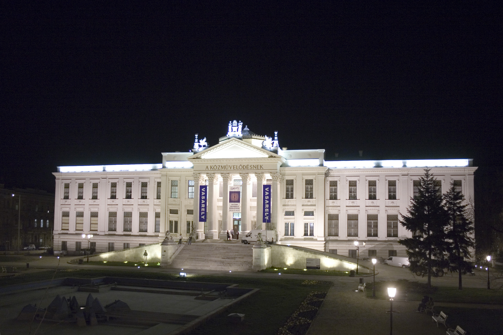 Szeged - Móra Múzeum este