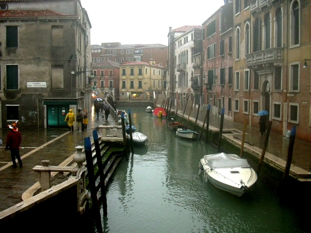 261 Campo dei Tolentini & Rio del Malcanton, Santa Groce