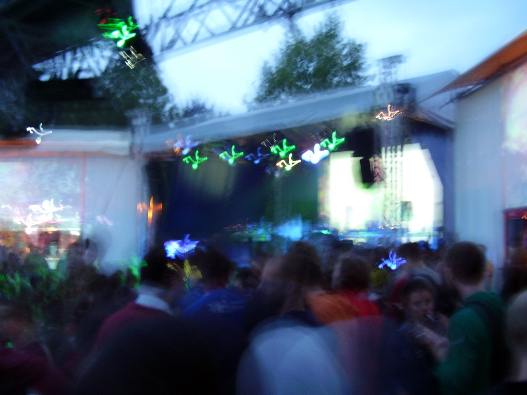 sziget 15 este