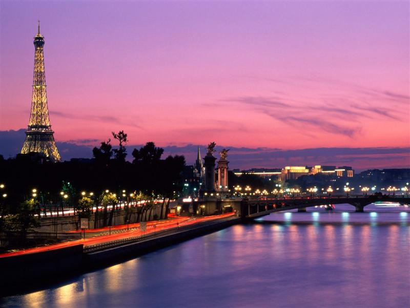 dusk-before-dawn-paris-france (Medium)