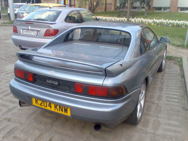 Toyota MR2