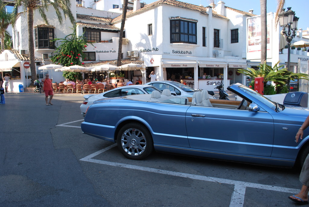 Bentley Azure 15