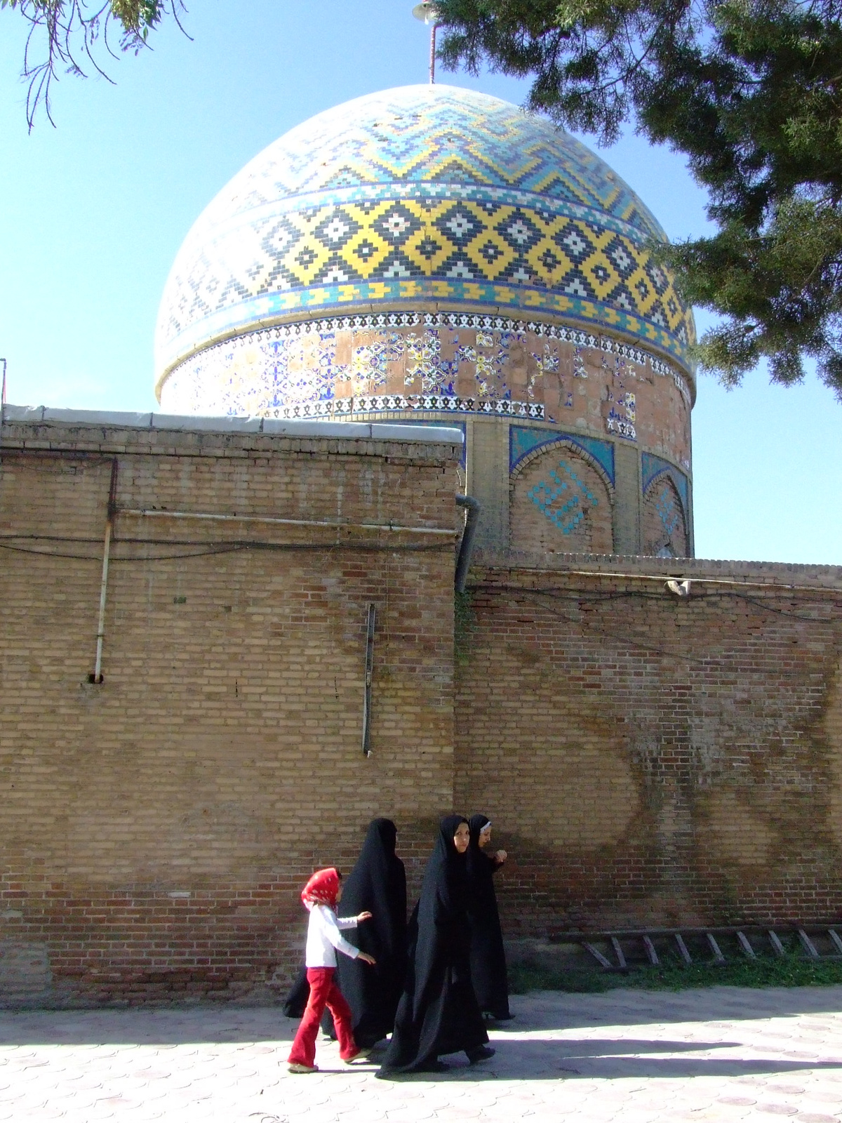 Irán 2609 Mo'bad-e Amineh Khatun  Qazvin