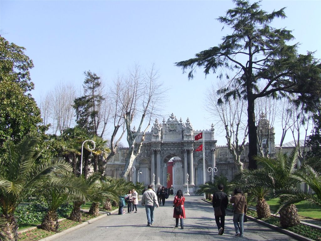 250 Dolmabahce palota