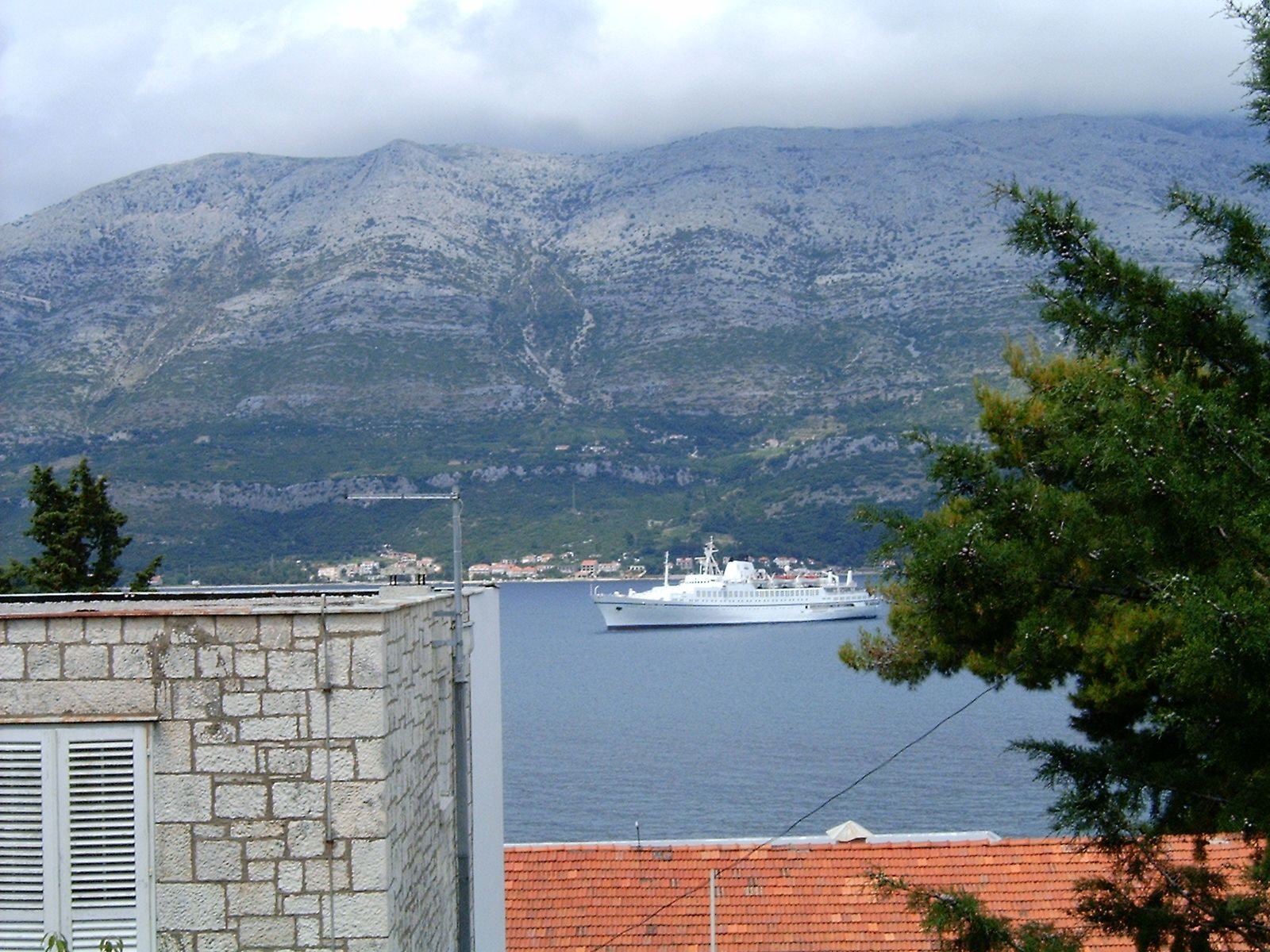 081 Korcula H. Park kilátás az erkélyéről