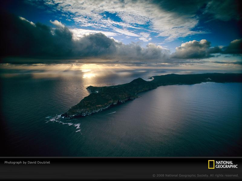 aerial-island-doubilet-707679-sw (Medium)