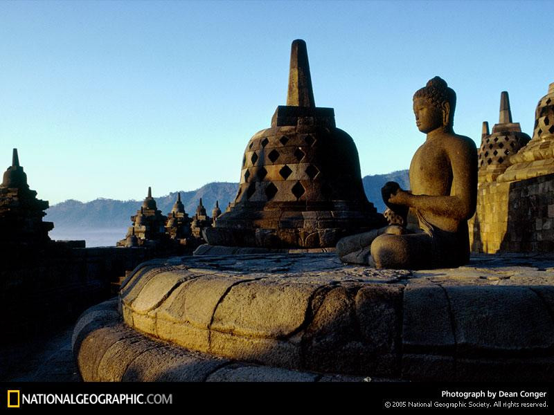 borobudur-temple-292612-sw (Medium)