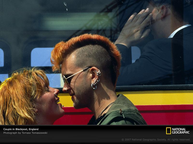 smiling-couple-blackpool-510415-sw (Medium)