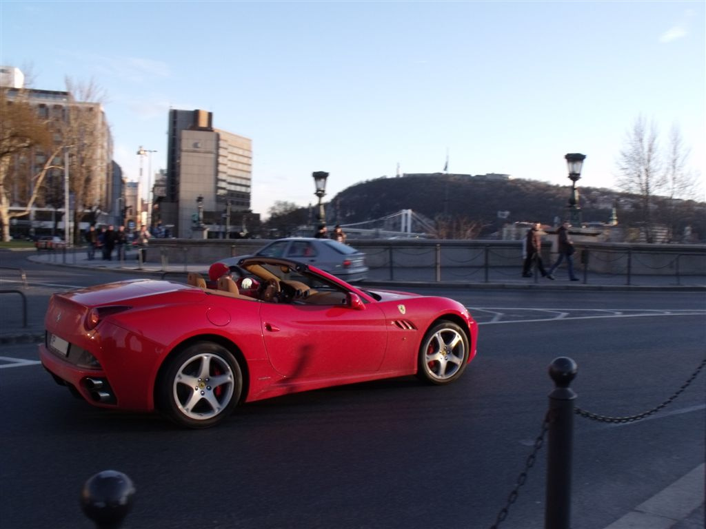 Ferrari California 2