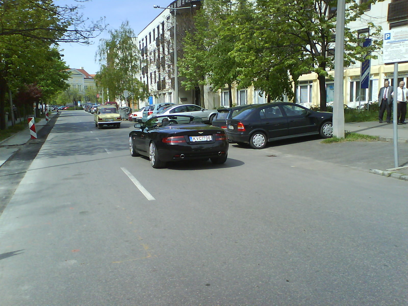 Aston Martin DB9