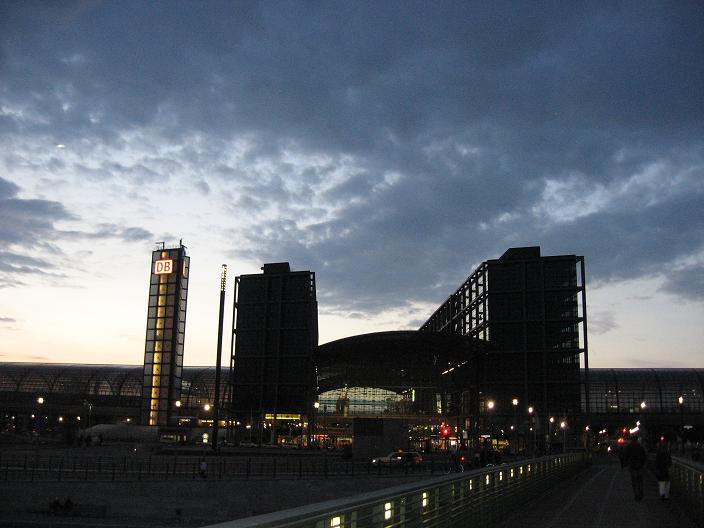 Berlin Hauptbahnhof este