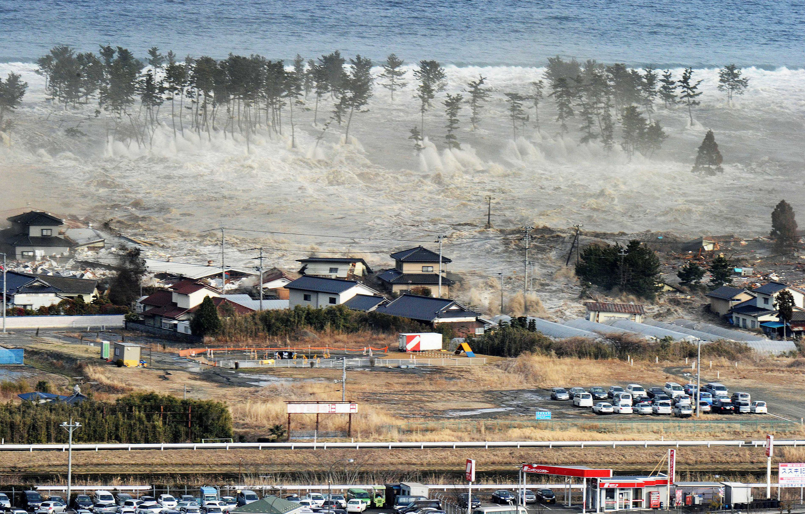 japan-earthquake-tsunami-village-b3d59b09cdc5938c
