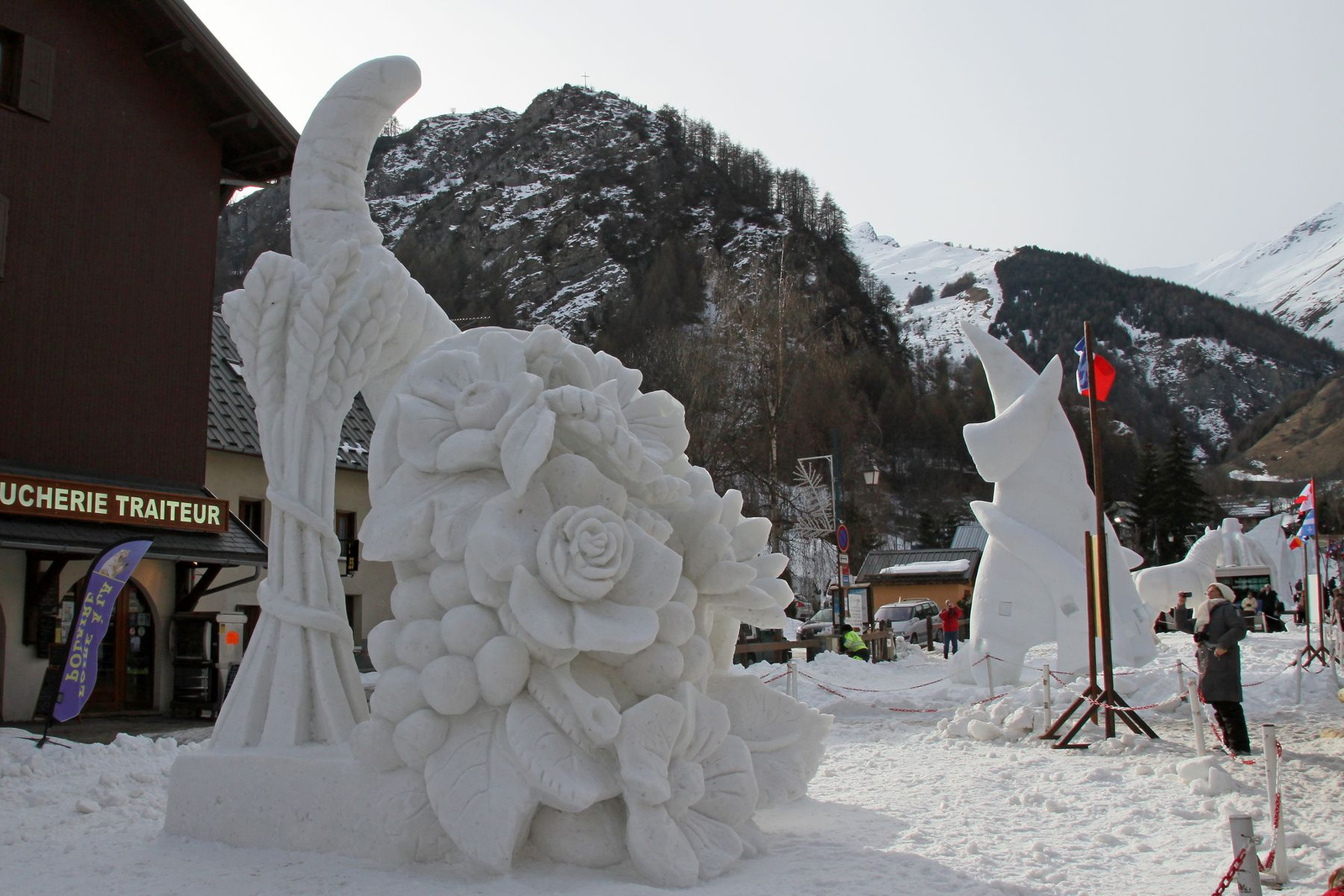 Sculptures sur neige 5699