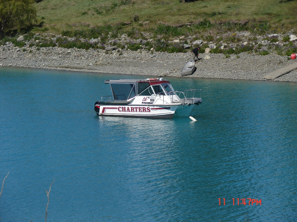 192 Motorcsónak a Lake Tekapon