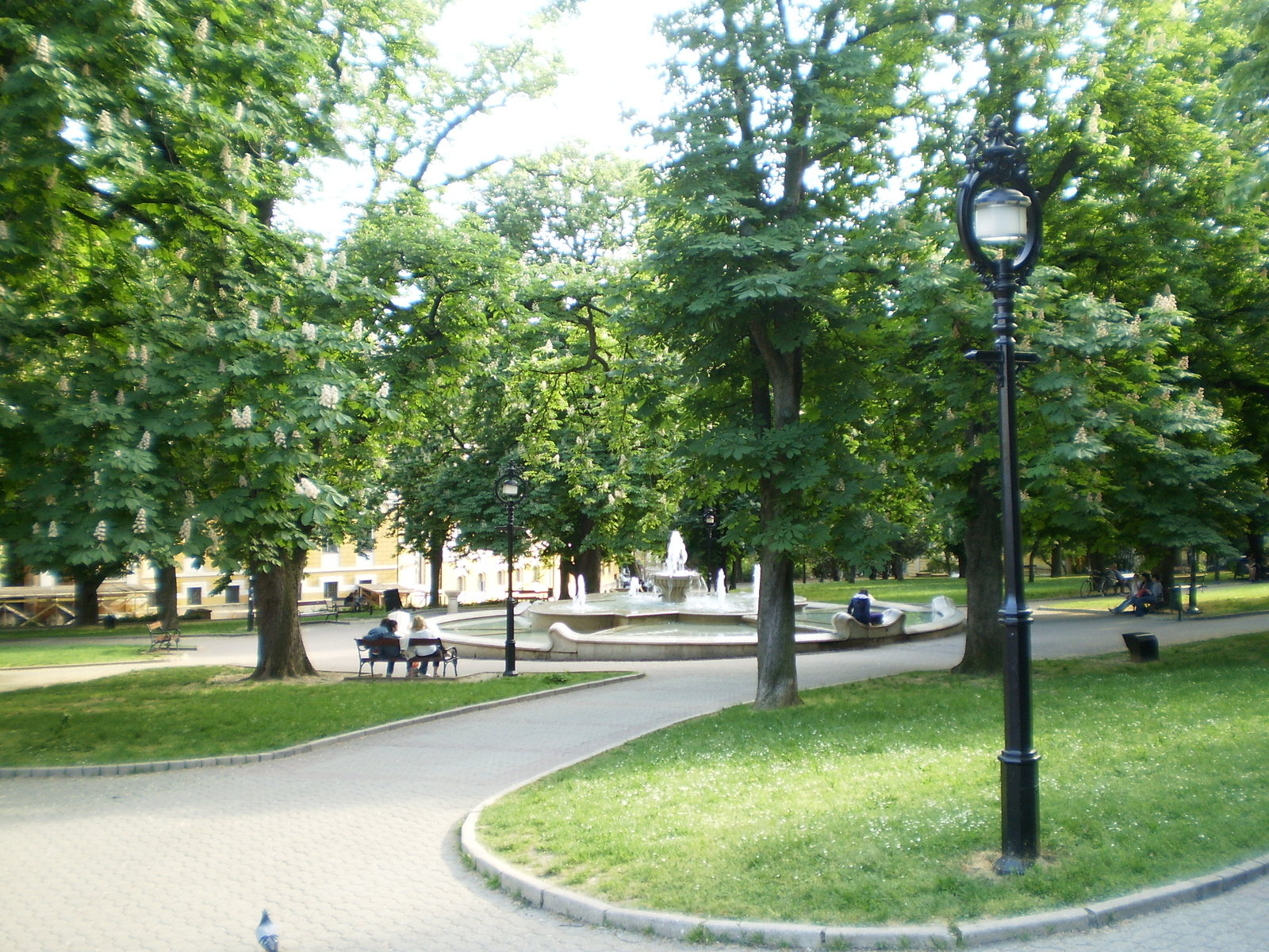 20100509PÉCS Szt István tér