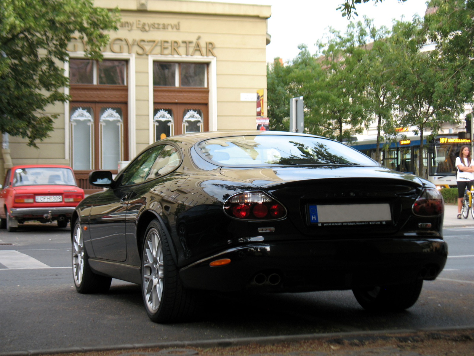 Jaguar XKR