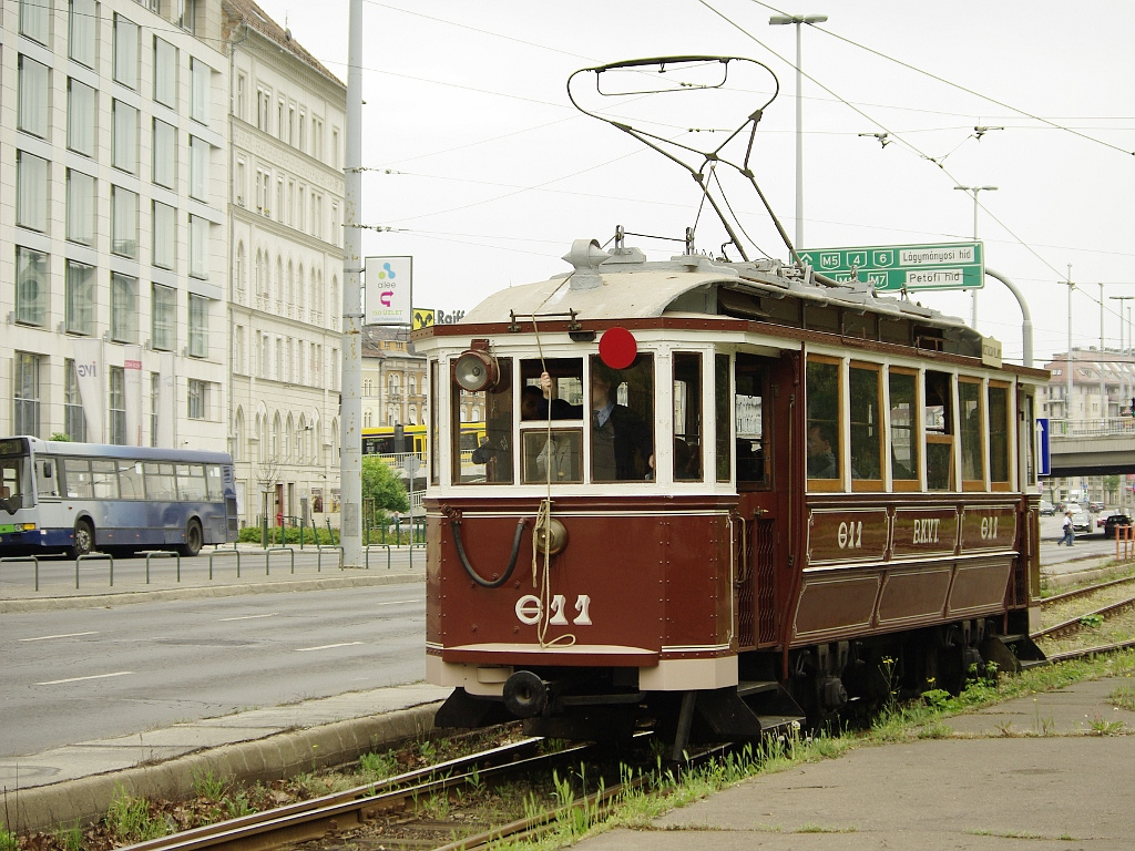 611 a Boráros téren 15 2011.04.25