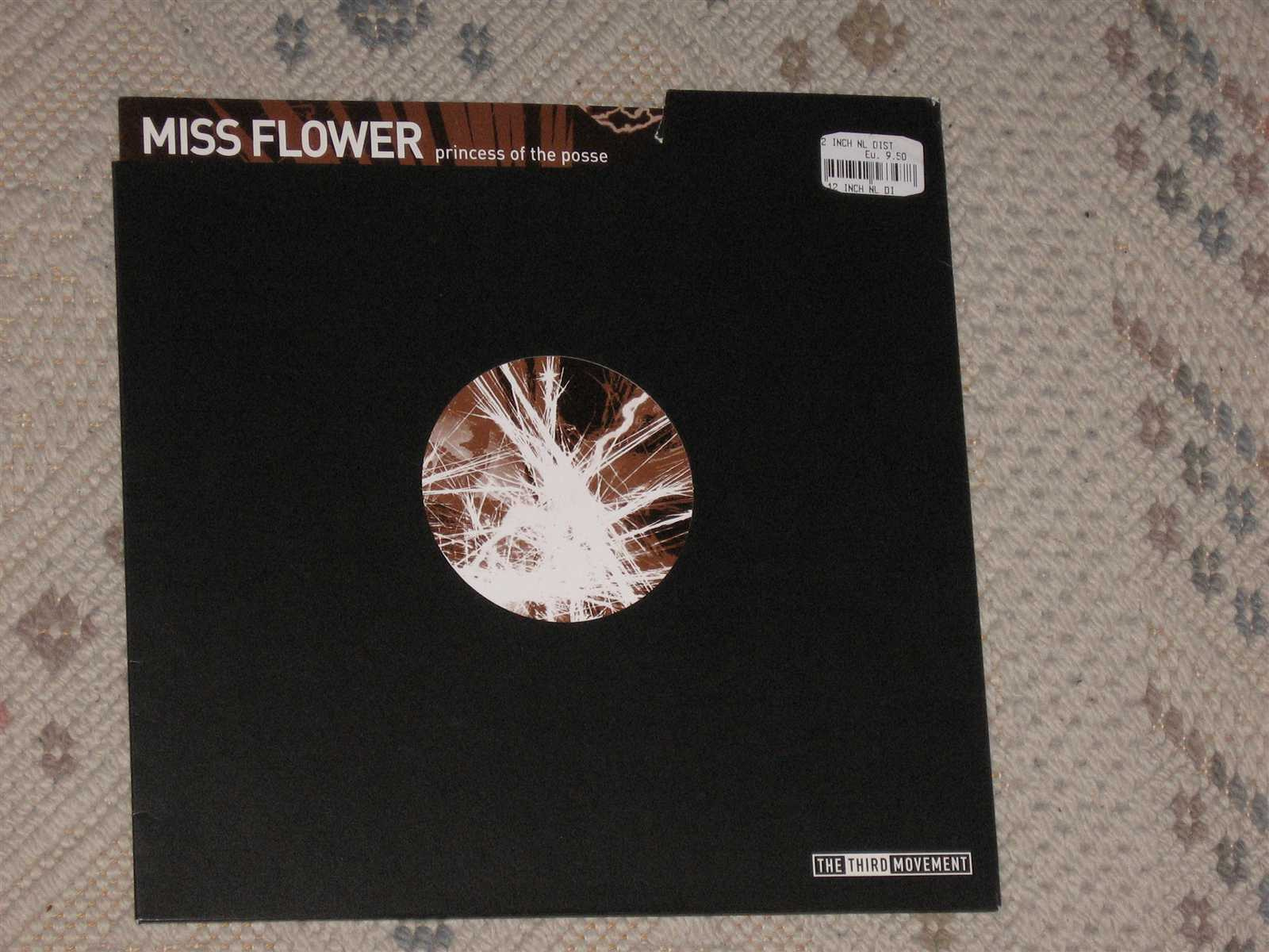 (T3RDM074) Lenny Dee & Promo, Miss Flower - Moment Of Silence, P