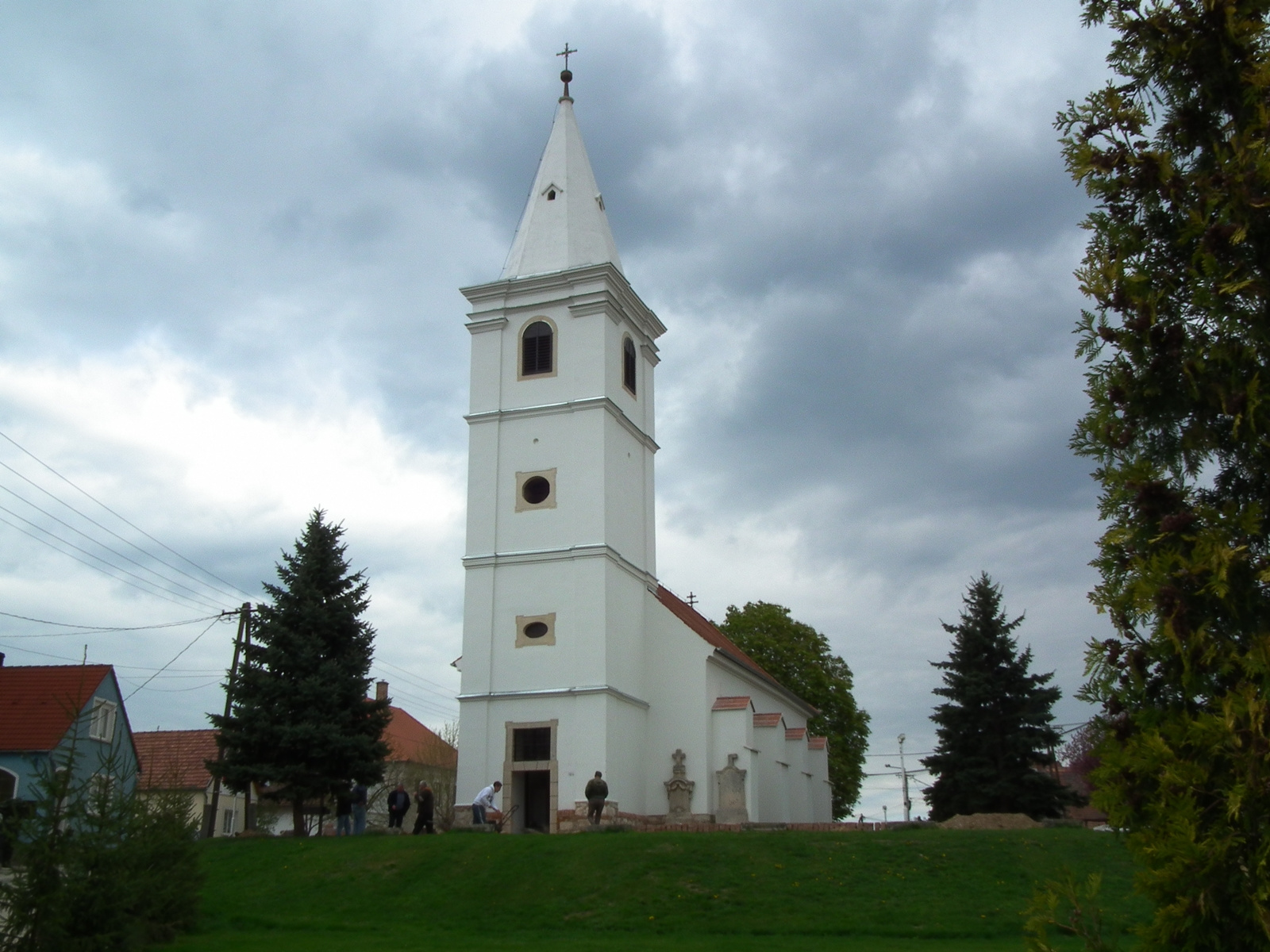 Az Árpád-kori Szent Péter és Pál katolikus templom