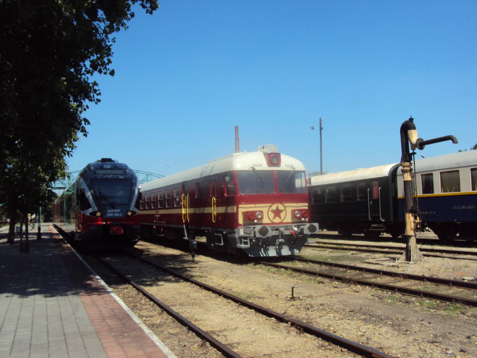 5341 055-2 "Flirt" MD 3017 Szerelvénye