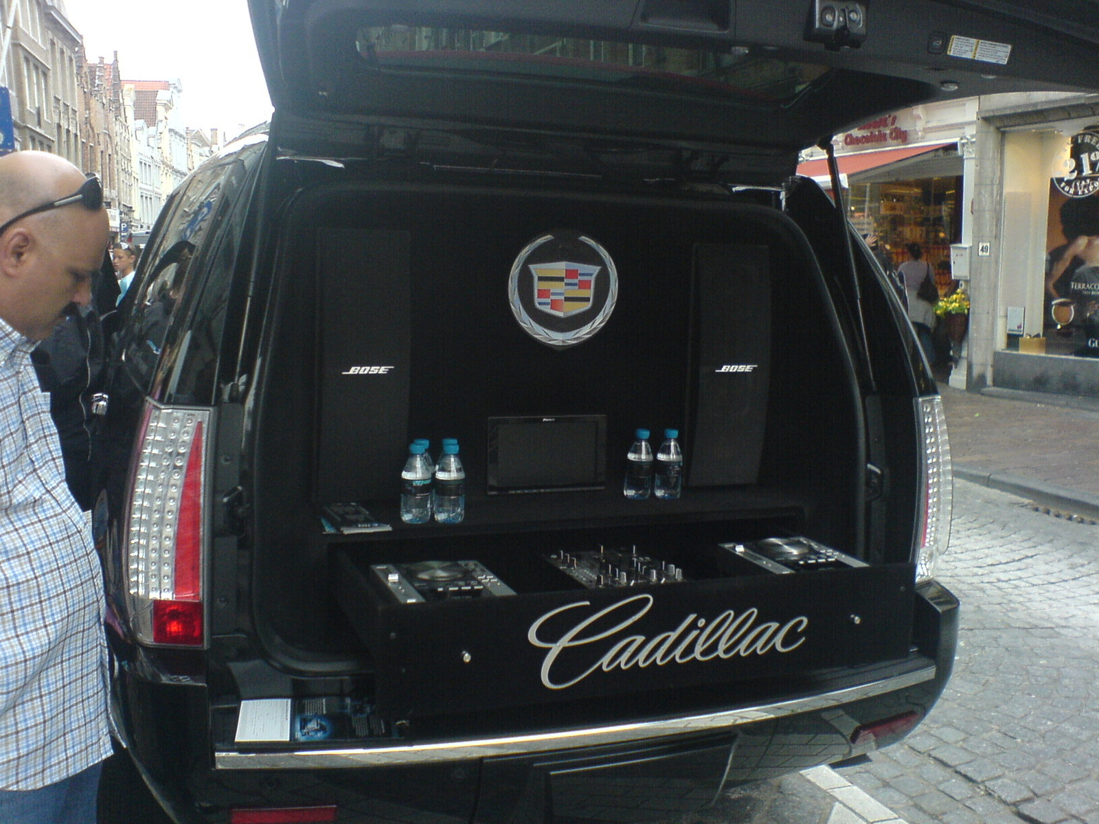 Cadillac escelade