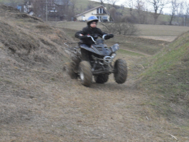 quad 2010.03. 534