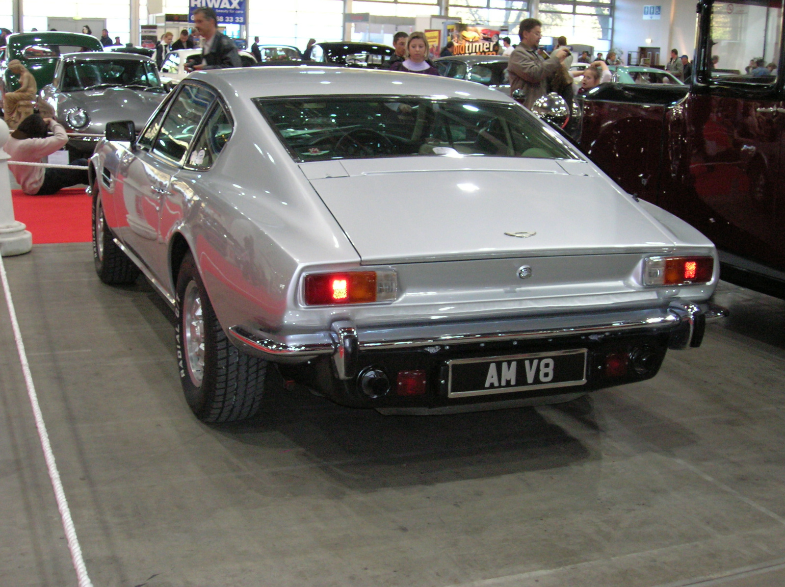 aston martin V8