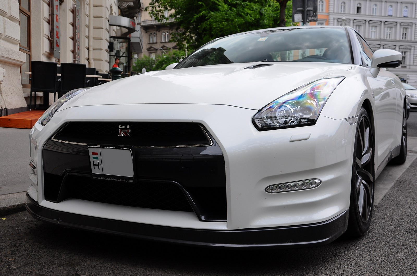 Nissan GT-R