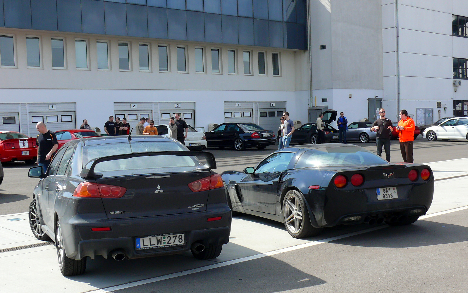 Mitsubishi Lamcer EVO X - Corvette Z06 combo