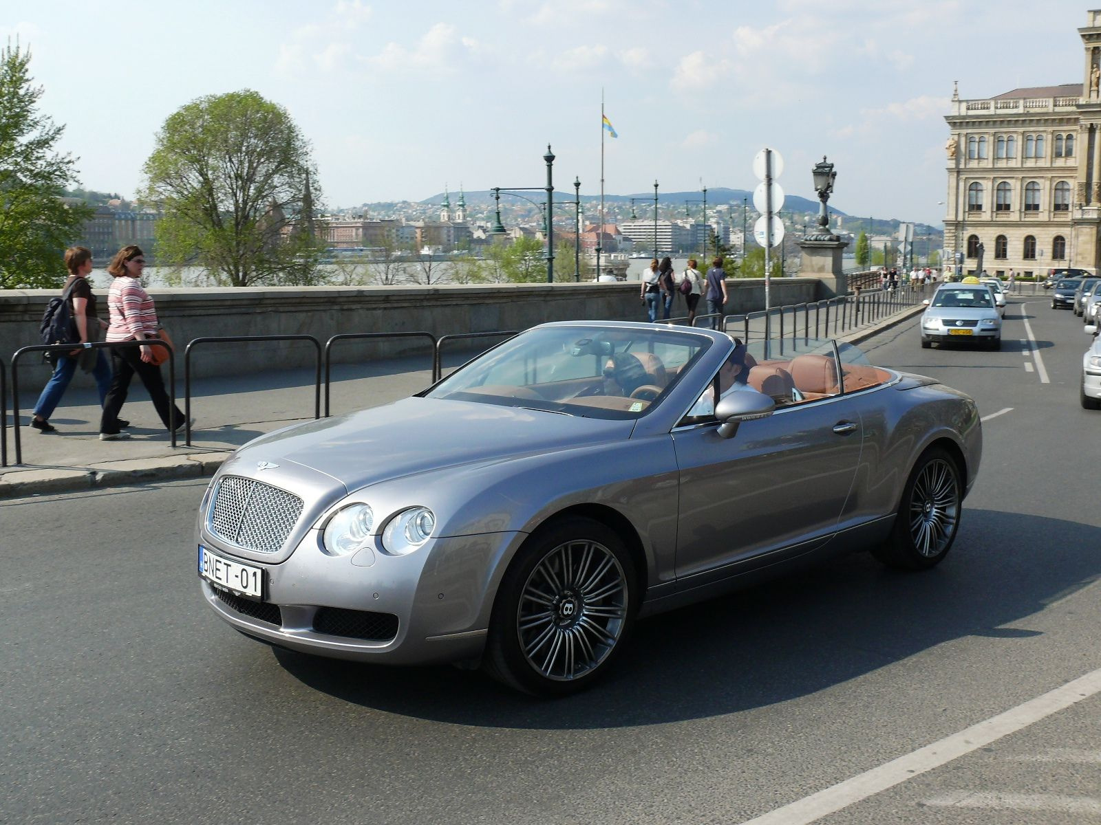 Bentley Continental GTC