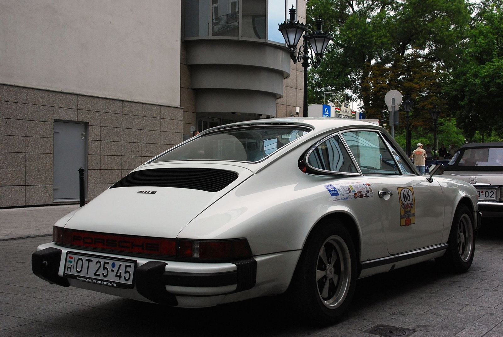 Porsche 911