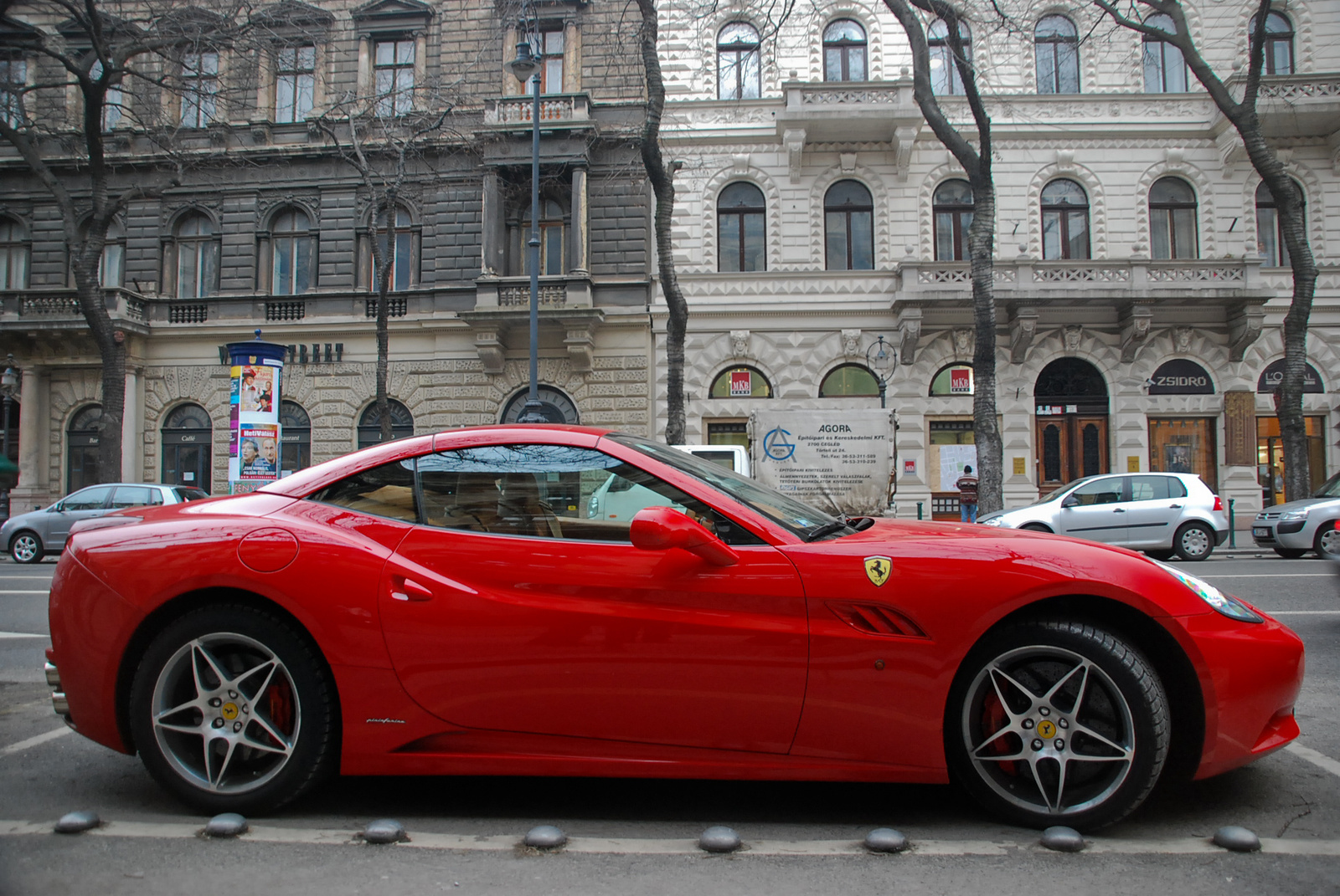 Ferrari California