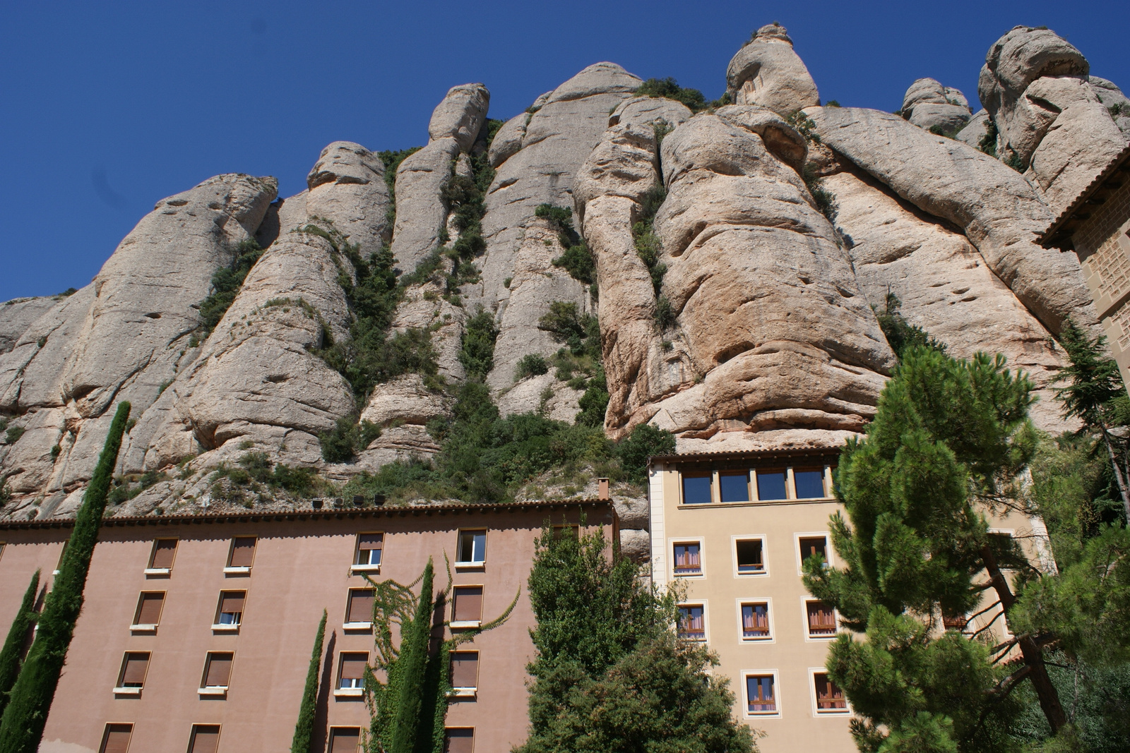 Montserrat 7