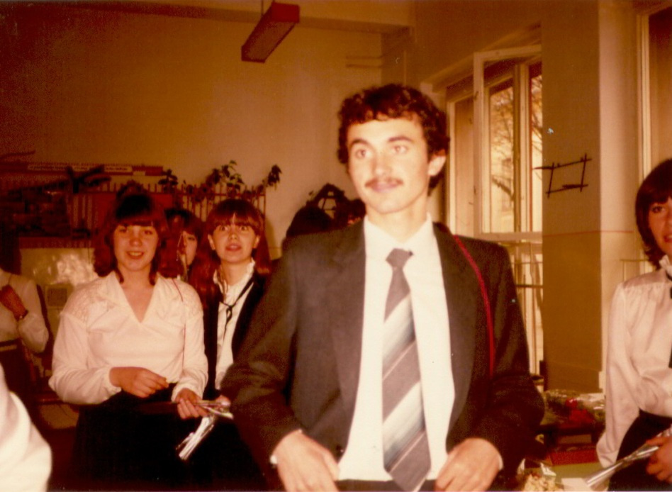 1982. ballagás