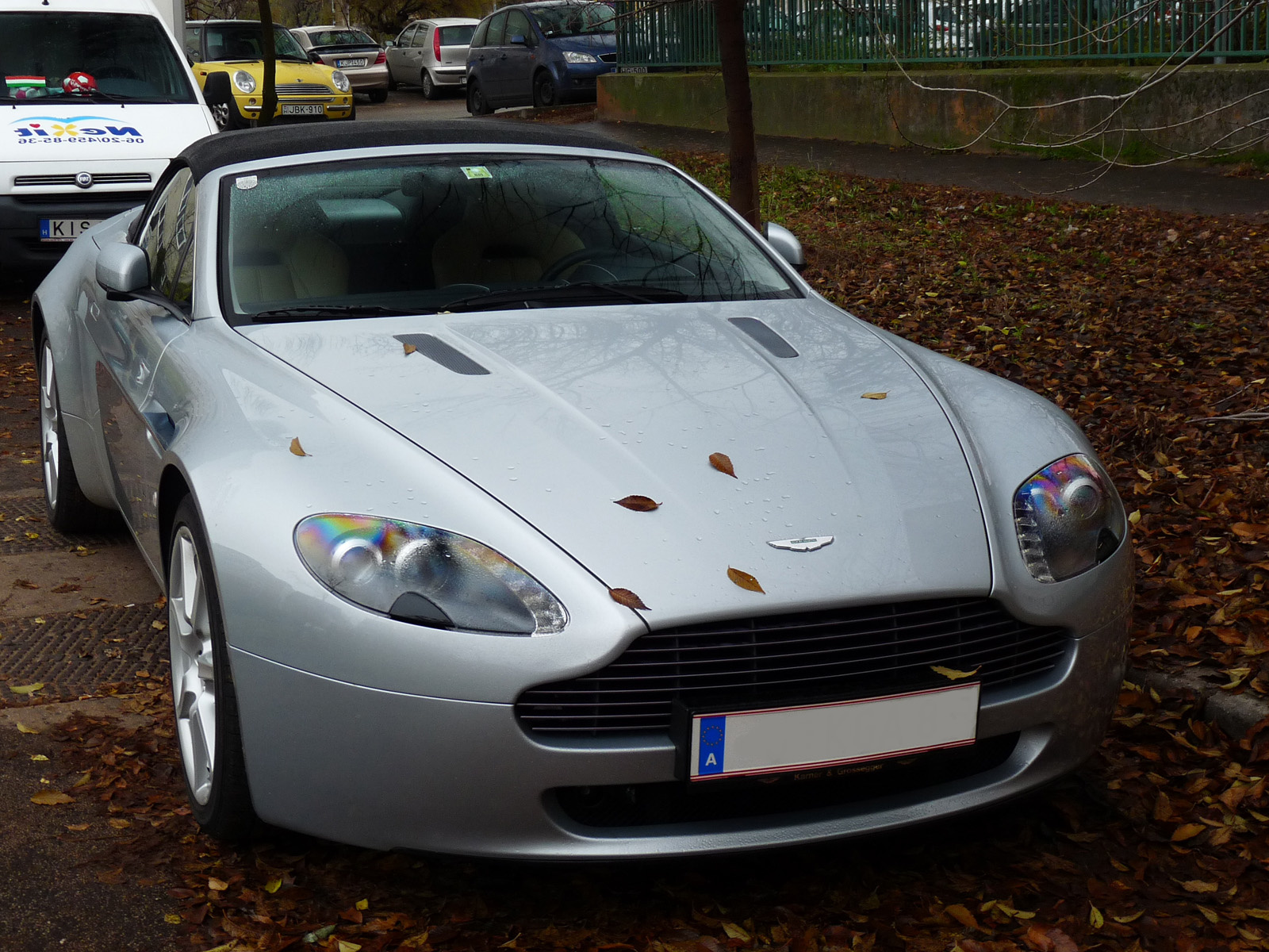 Aston Martin V8 Vantage Roadster