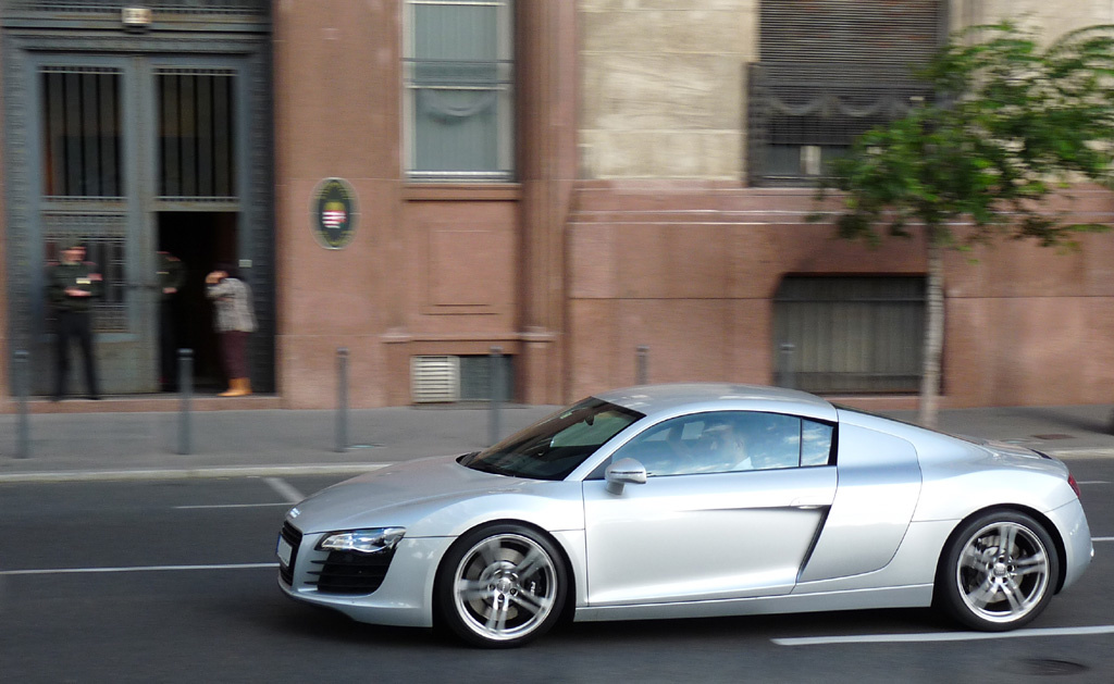 Audi R8