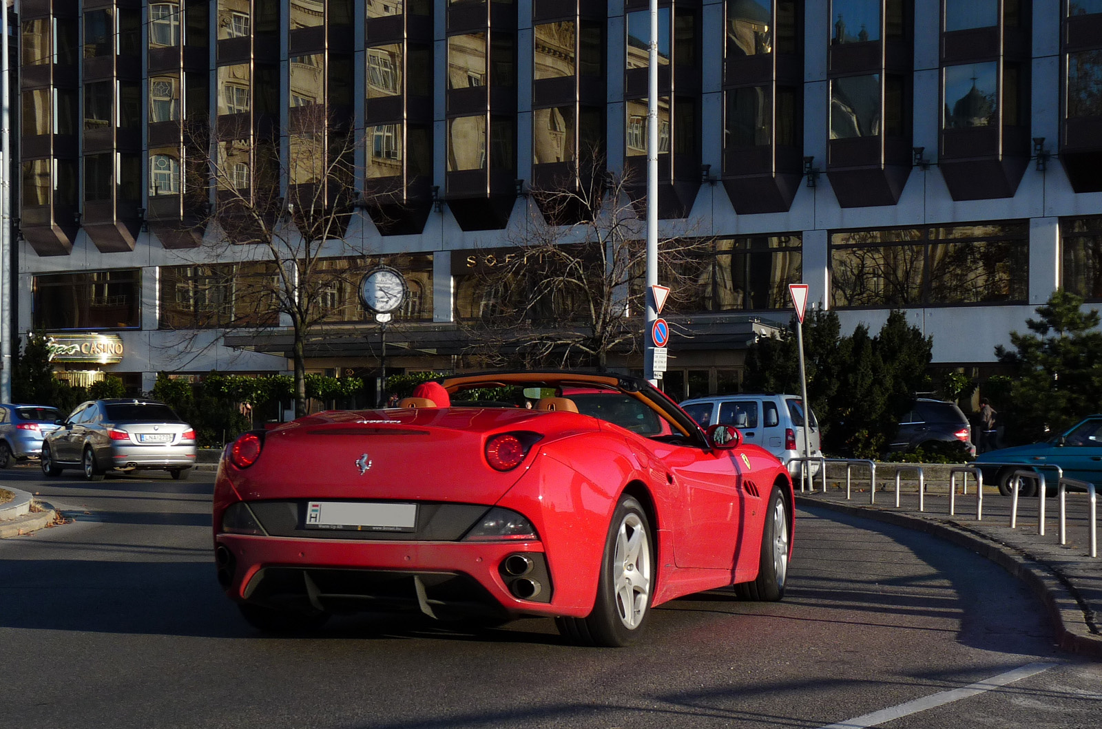 Ferrari California