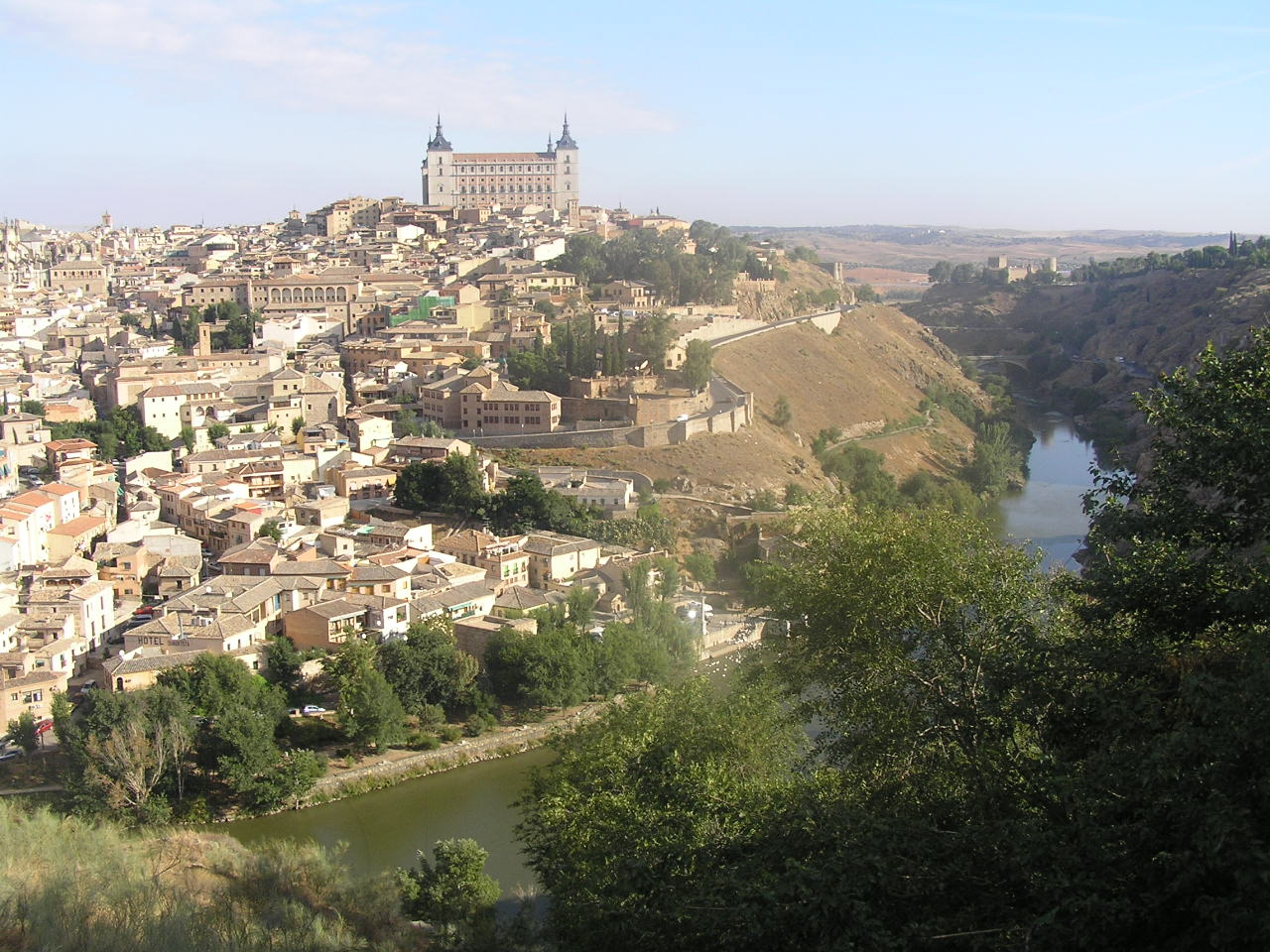 0569 Toledo látképe